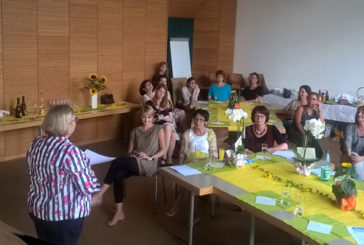 Konrektorin Irene Kaluza und Lehrerin Anne Stein in den Ruhestand verabschiedet