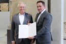 Landesverdienstmedaille für Wolfgang A. Eder