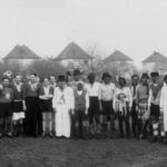 Schubertstraße 1946; fastnachtliches Treffen Vorstand und Aktive der Alemannia; hinten Häuser im Neuweg; Bildgeber Oswald Göhlen